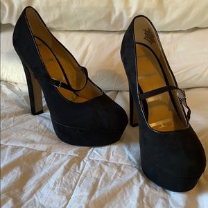 Worn once platform heels by ELLE size 9 BIG SALE!